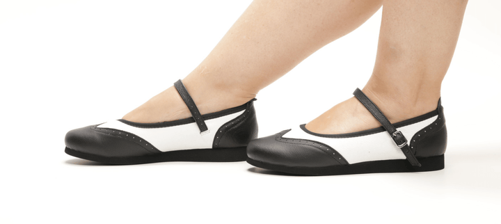 Premium women's rock and roll Mary janes dance flats in black and white leather wingtip