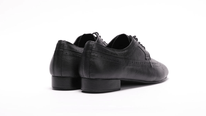 Premium men's brogue wingtip dance shoes in black leather with resin sole