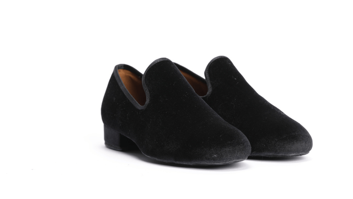Premium men's loafer in black velvet for salsa and bachata dance